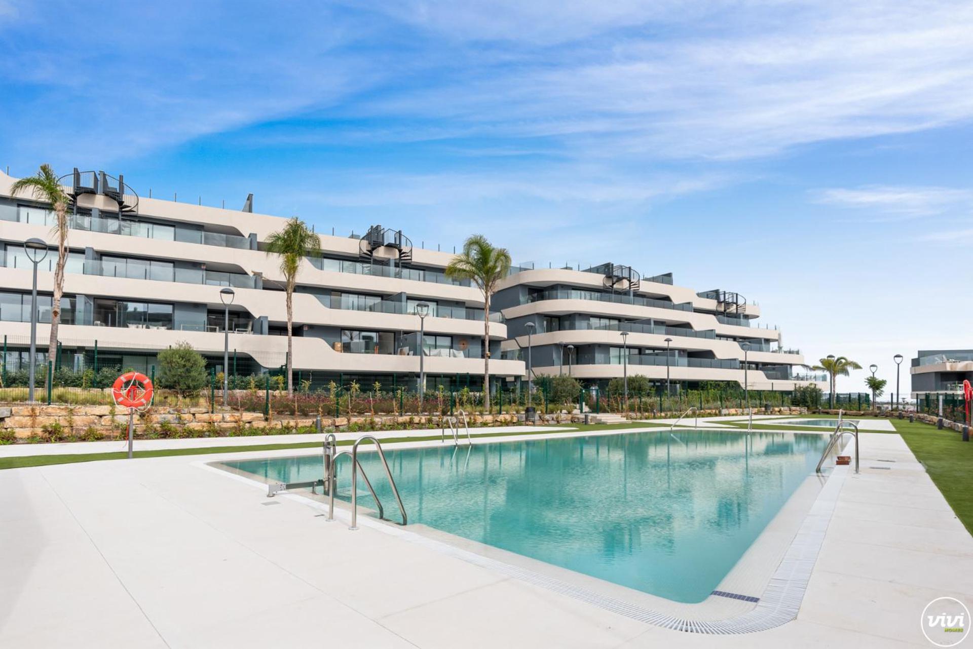 Vivi Homes - Eros Luxury, Pool, Sauna, Gym & Terrace Apartment *